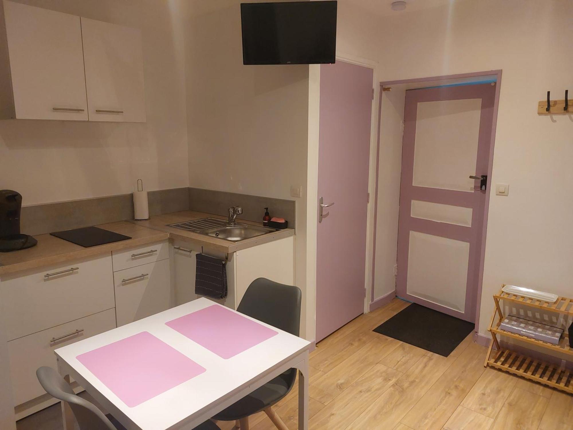 Studio Refait A Neuf Clos Saint Genest Manzat Extérieur photo