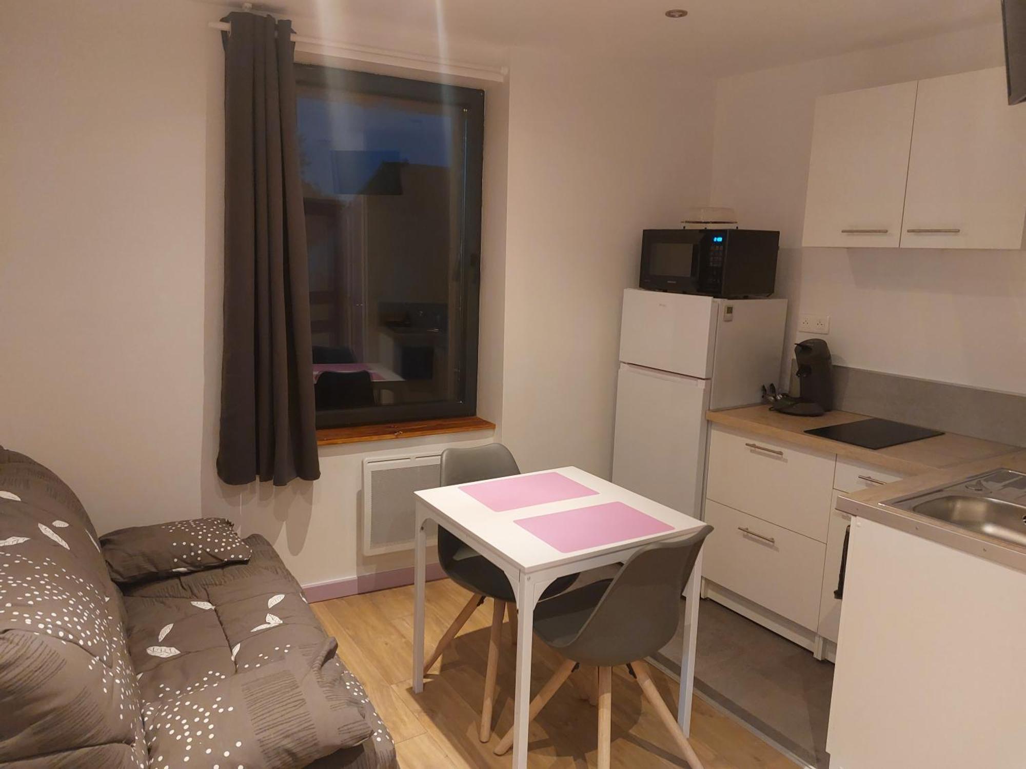 Studio Refait A Neuf Clos Saint Genest Manzat Extérieur photo